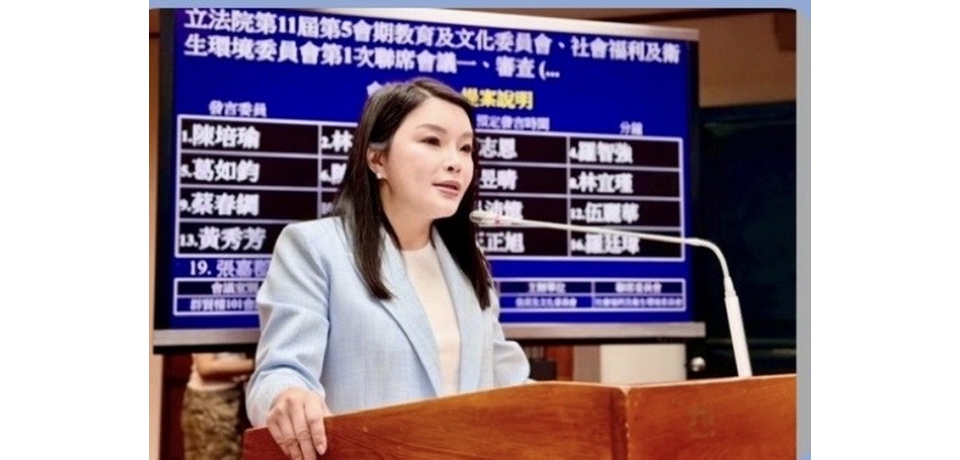 立委張嘉郡捐一個月薪水挺公益　中秋採購雲林弱勢團體月餅送暖呼籲以消費支持在地公益(圖)